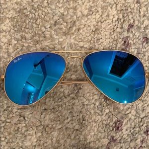 Lighter (than the other posted pair) blue aviator